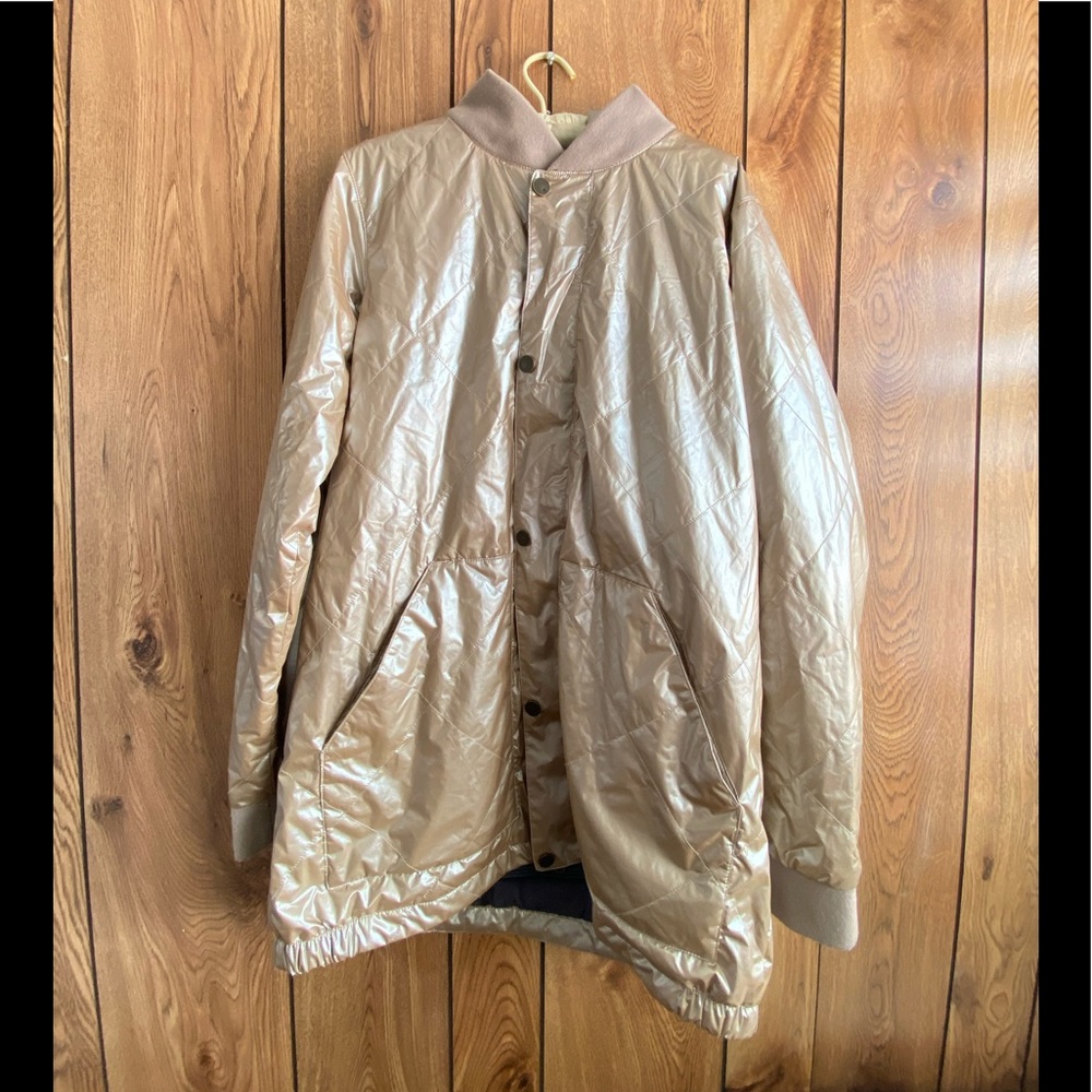 Burton Snow Jacket in Gold